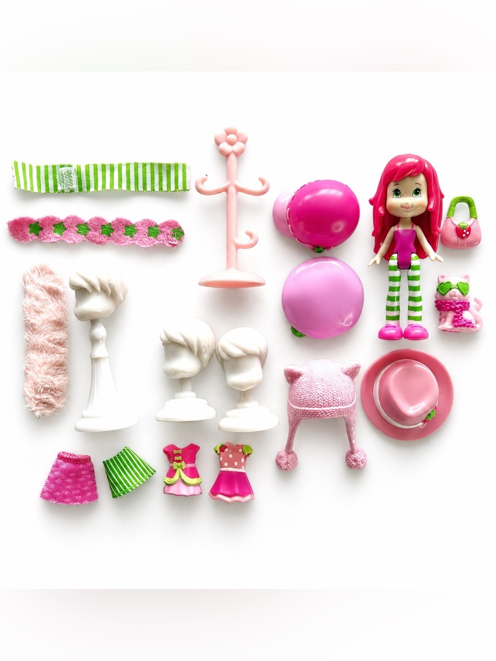 Strawberry Shortcake Scented Custard Cat Fashion Boutique Hat Accessories Doll
